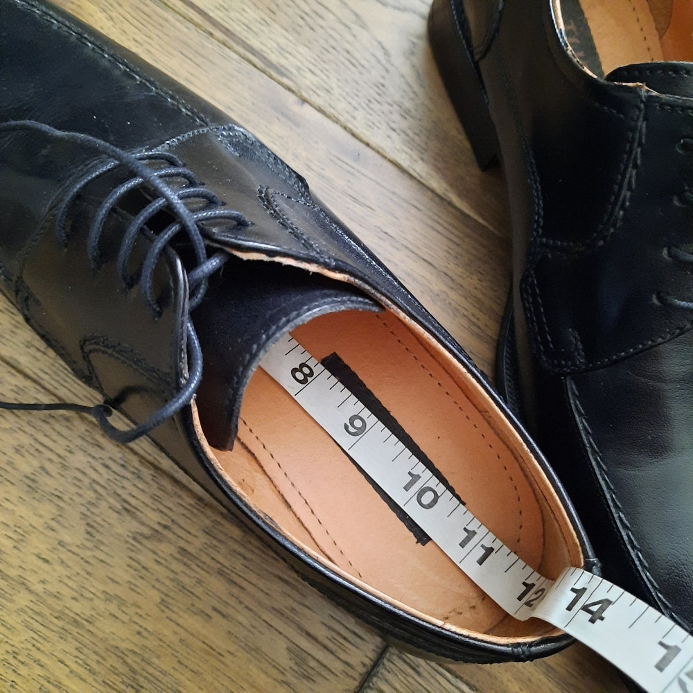 Tuscan Lace Up Leather Dress Shoes - Picture 12 of 13